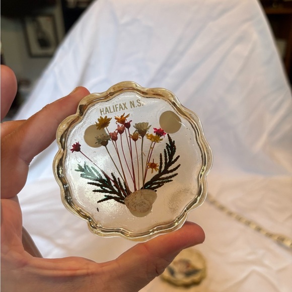 Vintage Set of 3 Floral Resin Coasters - Halifax, NS - Picture 3 of 5